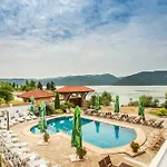 Hotel Family Saint Konstantin 3*