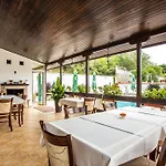 Family Saint Konstantin 3*