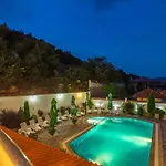Family Saint Konstantin Hotel