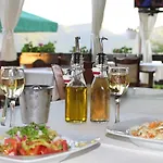 Family Saint Konstantin Hotel 3*