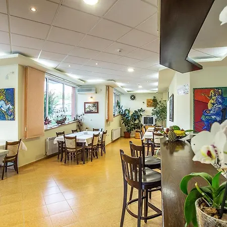 Family Saint Konstantin 3*