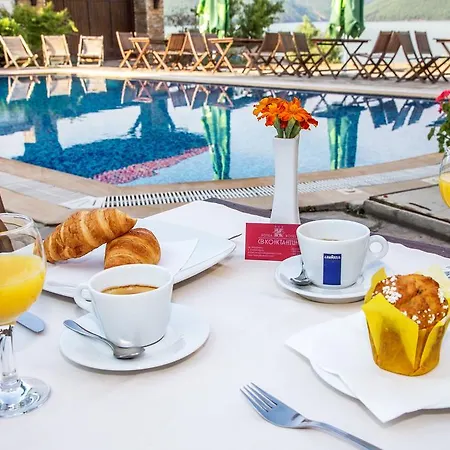 Hotel Family Saint Konstantin 3*