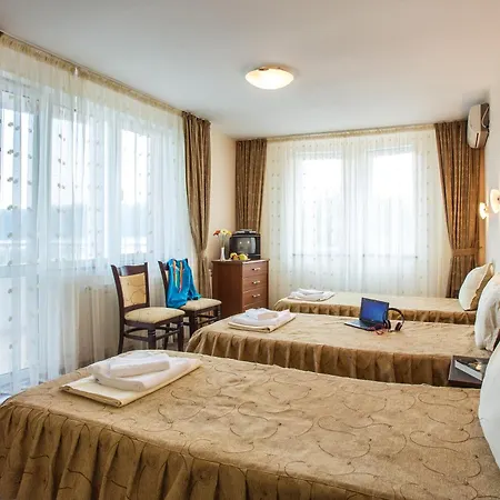 Family Saint Konstantin Hotel